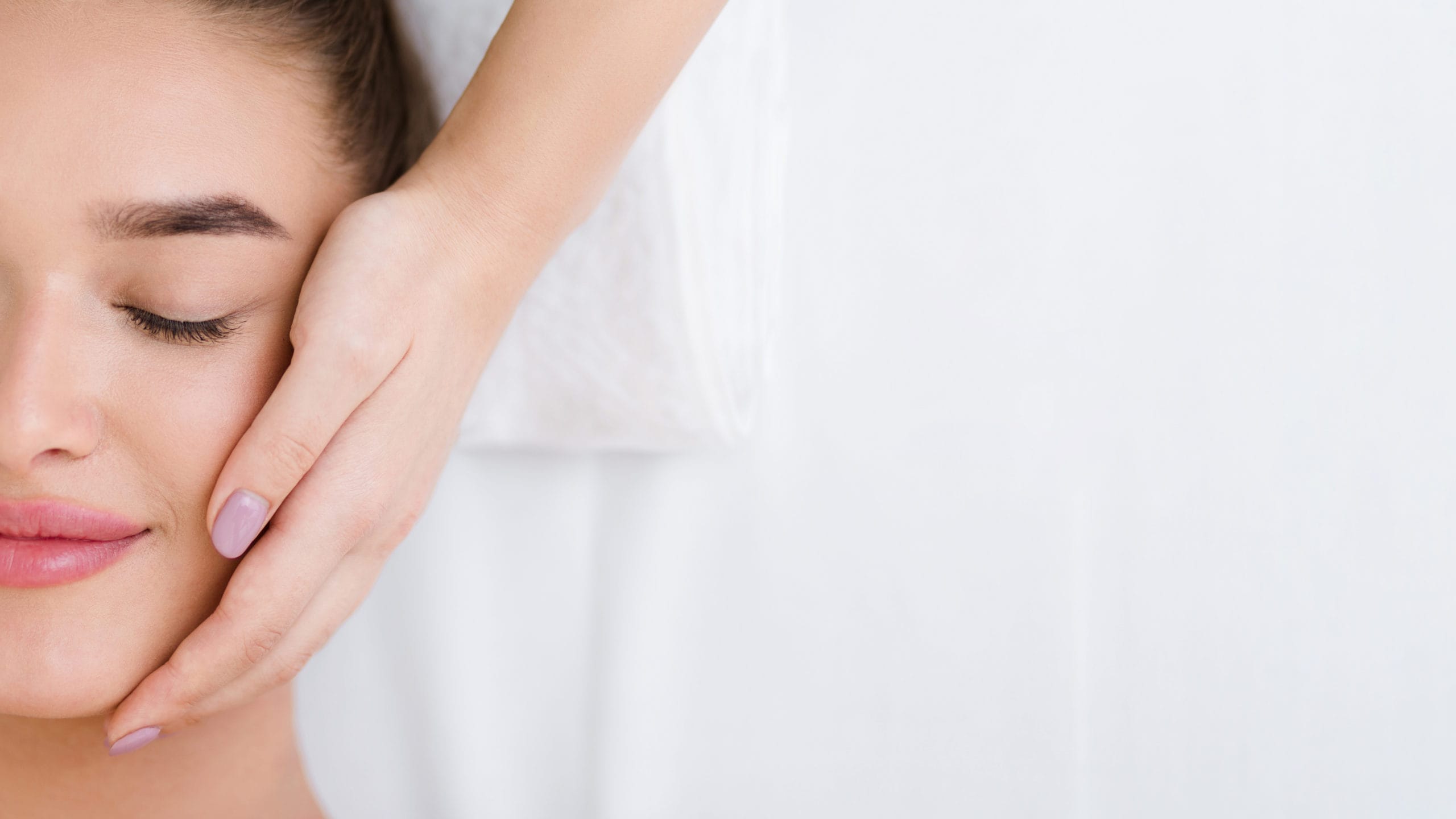 Give Your Skin A Rejuvenating Exfoliation With Diamond Glow